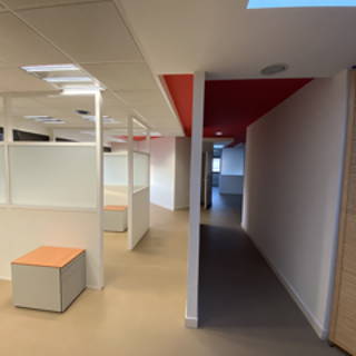 Bureau privé 50 m² 8 postes Coworking Allée Albert Sylvestre Chambéry 73000 - photo 25